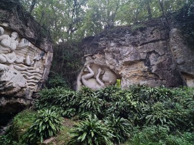 Sculpture des Lapidiales : Rando Viv'Envaux 2025